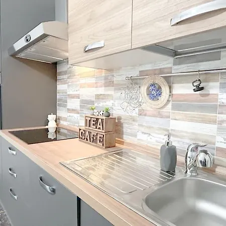 Apartamento Free Parking - Elegante Casa Con Wifi -smarttv *