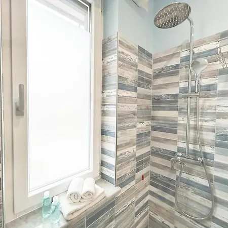 Free Parking - Elegante Casa Con Wifi -smarttv Apartment