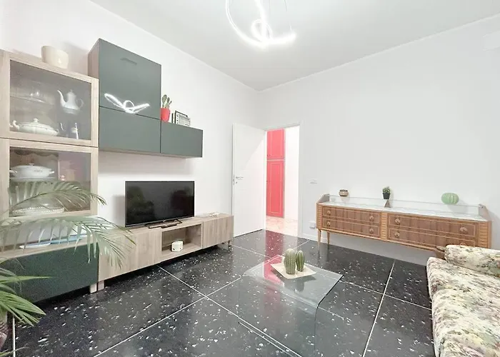 Appartamento Free Parking - Elegante Casa Con Wifi -smarttv *