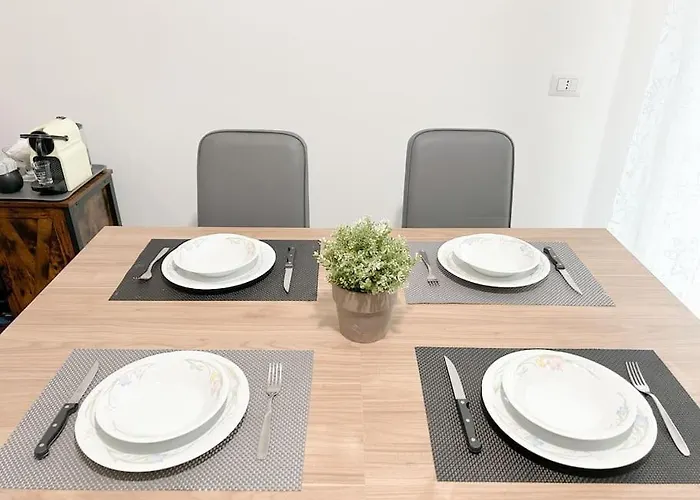 Free Parking - Elegante Casa Con Wifi -smarttv Savona
